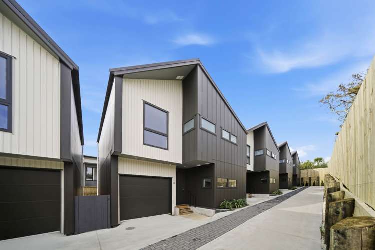 10D Neptune Avenue_0
