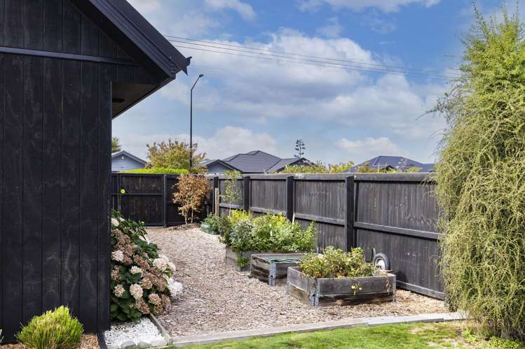 588 Birchs Road Lincoln_22