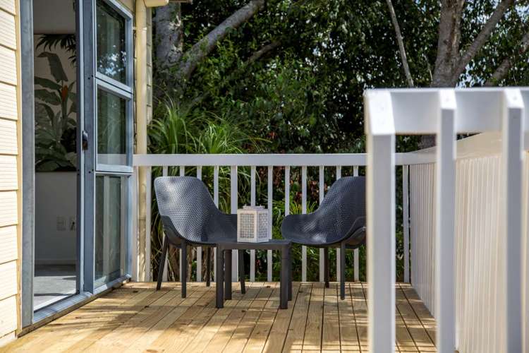 2/44 Barbados Drive Unsworth Heights_19