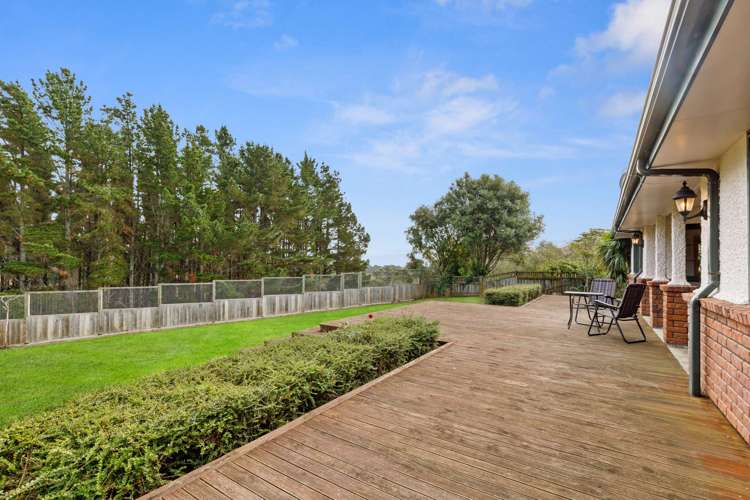 116 Pacific Drive Fitzherbert_17