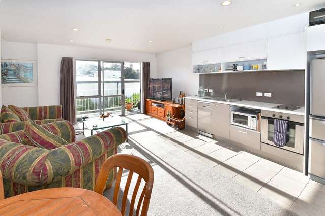 592f Whangaparaoa Road Stanmore Bay_2