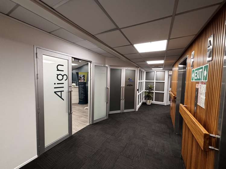 Suite 3/29 Waterloo Road Hutt Central_7