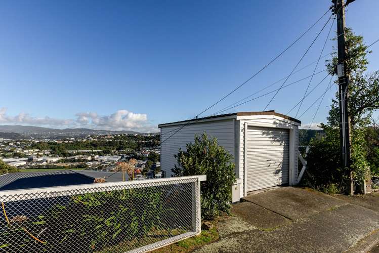 71 Nevay Road Miramar_21
