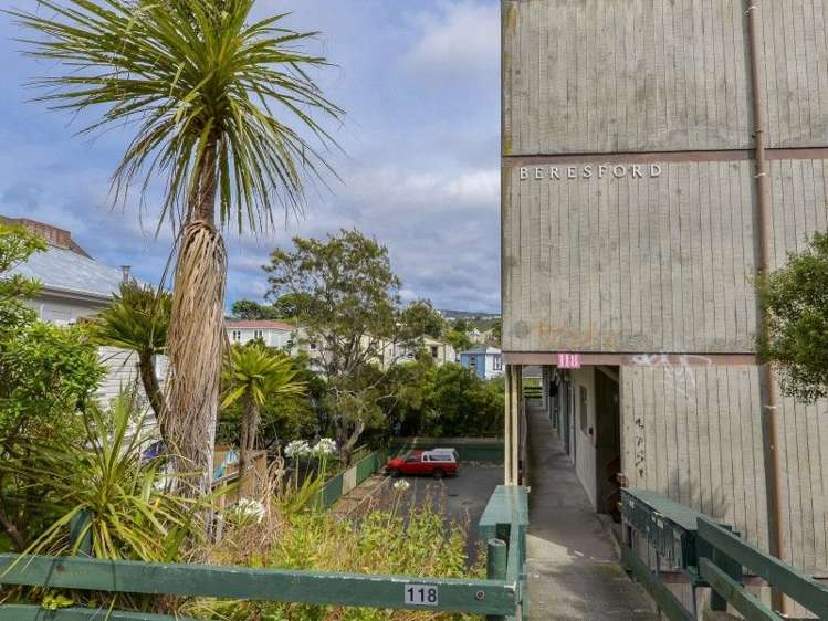 2/118 Russell Terrace Berhampore_10