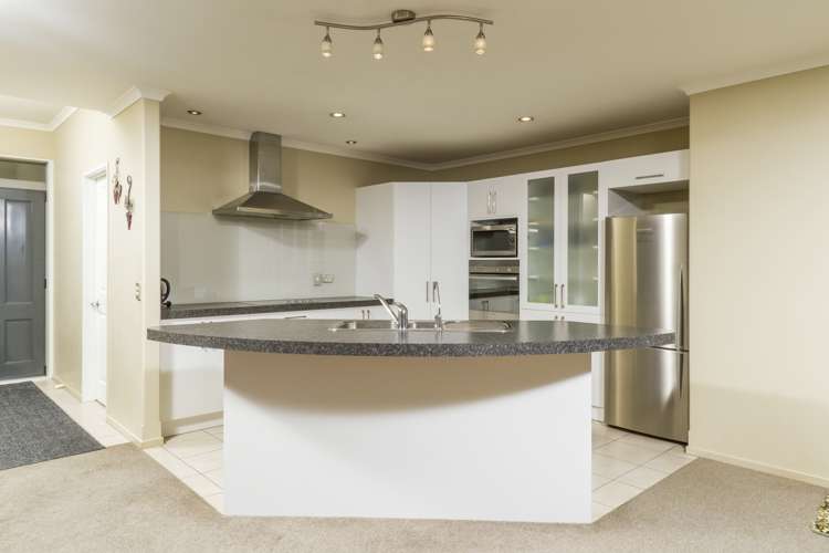 14 Wanderers Avenue Brightwater_7