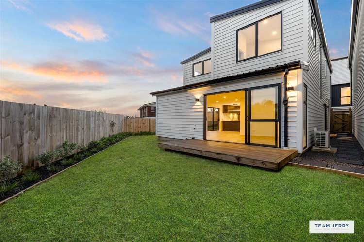 25 Jandell Crescent Bucklands Beach_21
