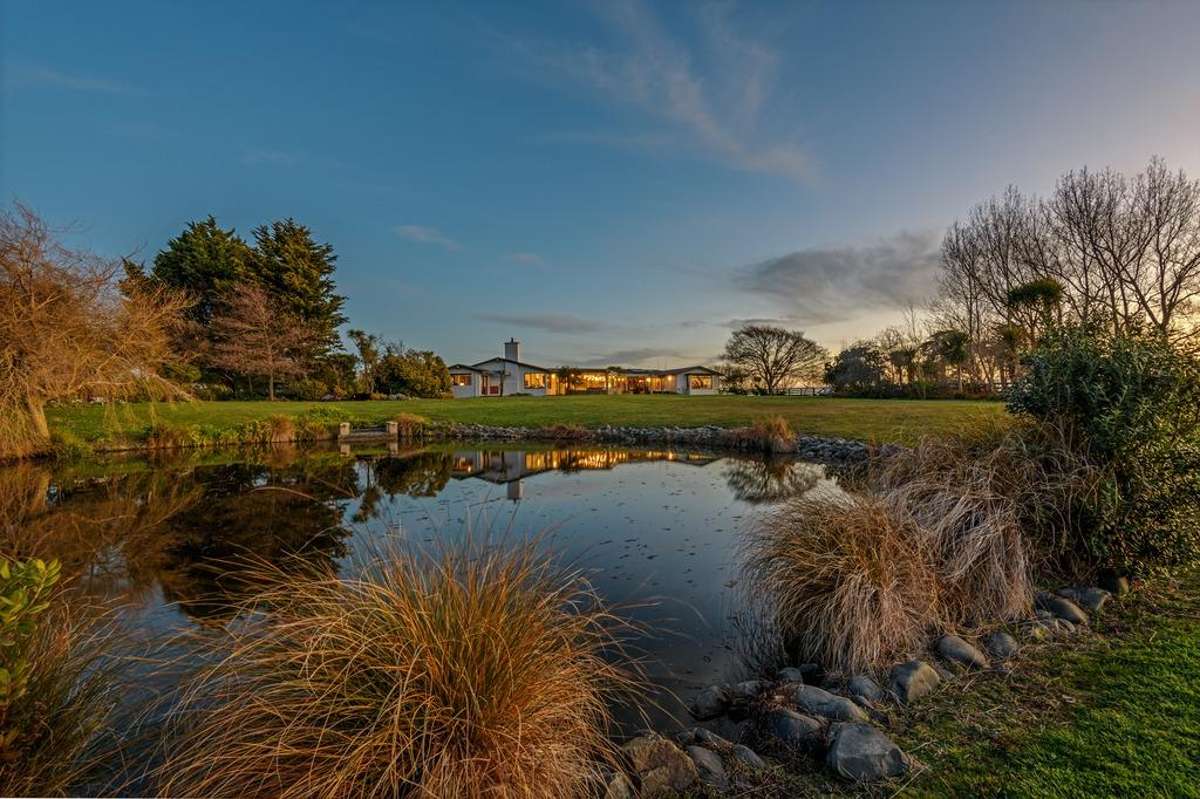 375 Lethbridge Road_0