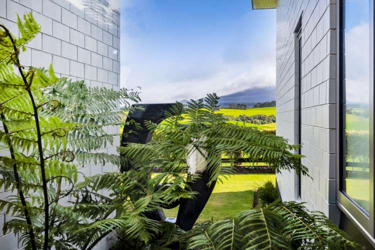 1177 Palmer Road South Taranaki Surrounds_36