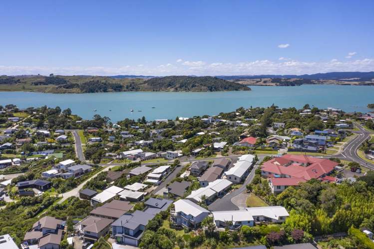 25E Violet Street Raglan_15