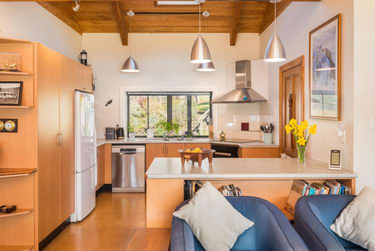 718 Kenepuru Road Mahau Sound_14