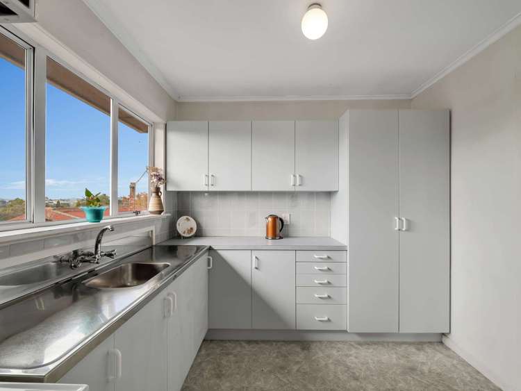 59 Tiroroa Ave Te Atatu South_14