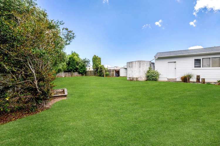34 Bell Road Beachlands_17