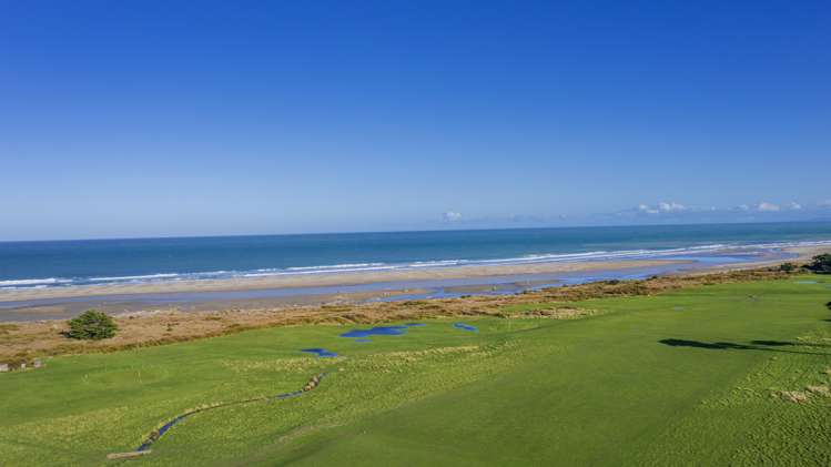 79 Seaview Road Herbertville_7