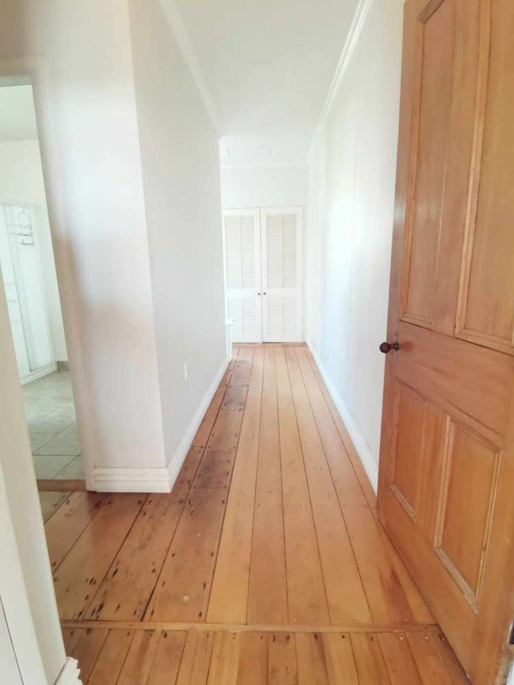 86 Bealey Street Hokitika_9