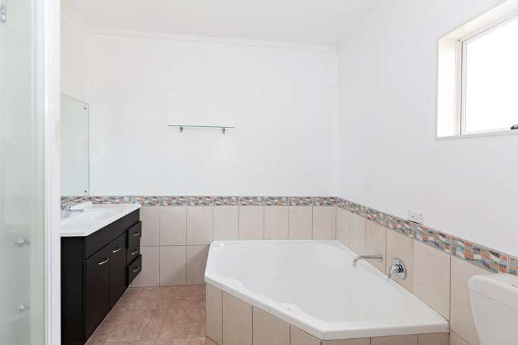 4 Wilsher Crescent Henderson_14