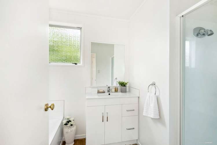 7 Lancelot Place Glenfield_10