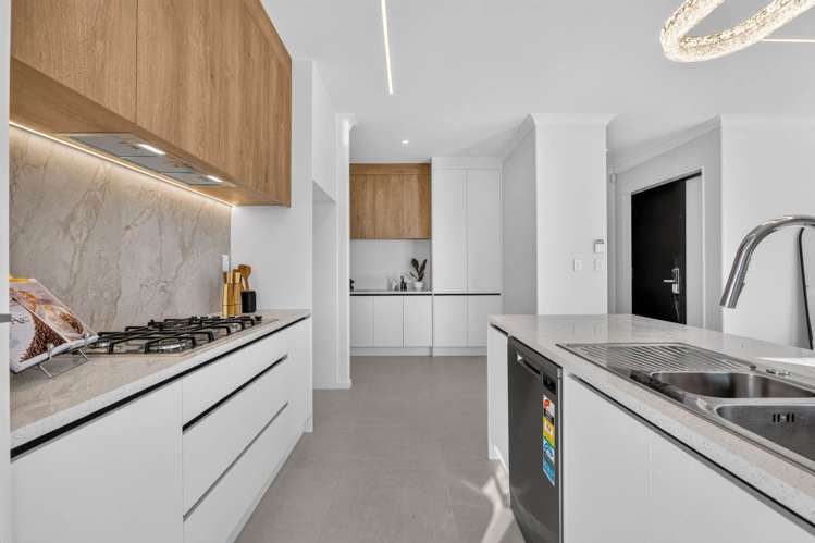 69 & 71 Rongoa Maori Way Pukekohe_9