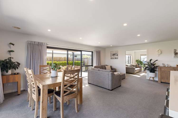 33 Sardinia Grove Fitzherbert_20