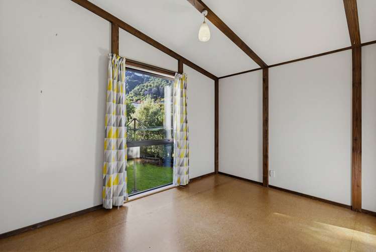 15A Hampden Street Picton_11