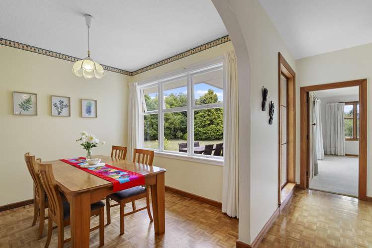 42 School Road Yaldhurst_9