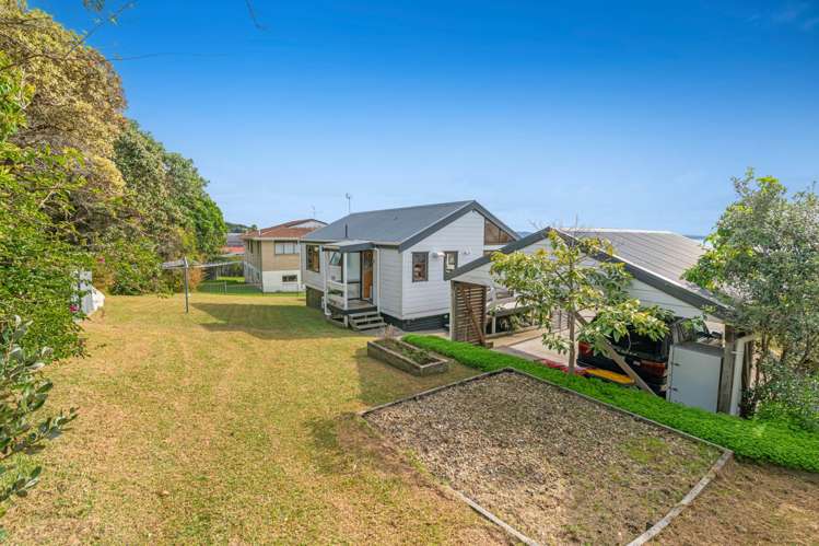 27 Pacific Parade Army Bay_16