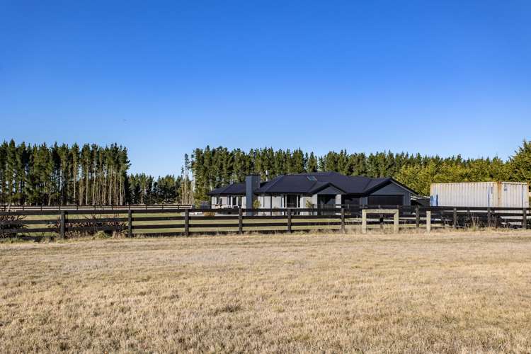 688 Poyntzs Road West Eyreton_17