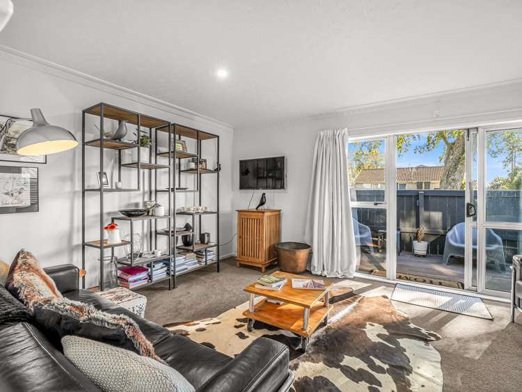 1/649 Main North Road_5