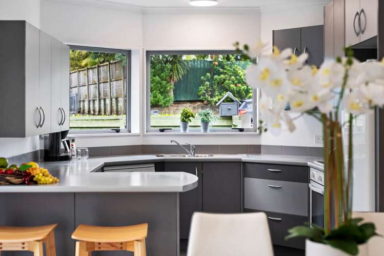 5 Red Hibiscus Road_1
