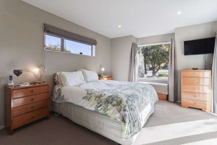 14 Len Hale Place Parklands_9