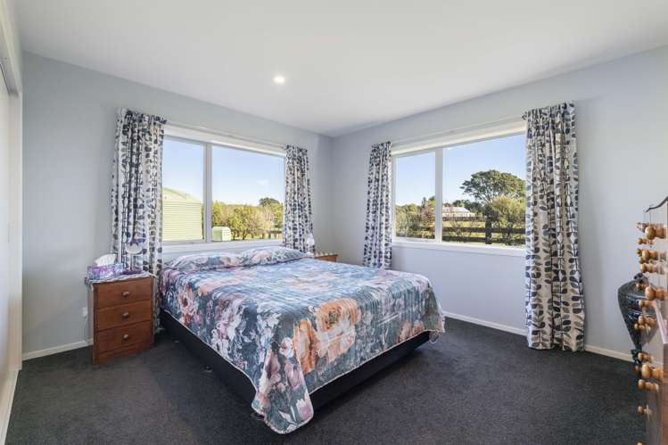 43 Carrs Road Urenui_6