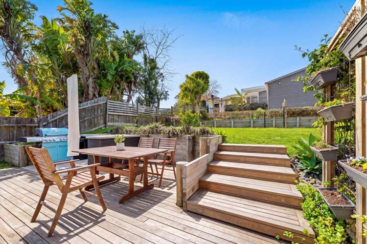 121 Stanmore Bay Road_1