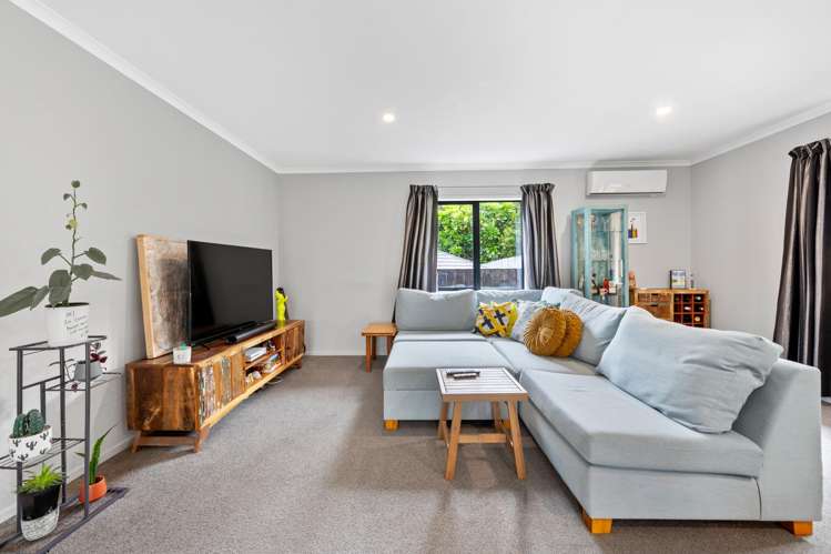 5a Nielsen Place Massey_1