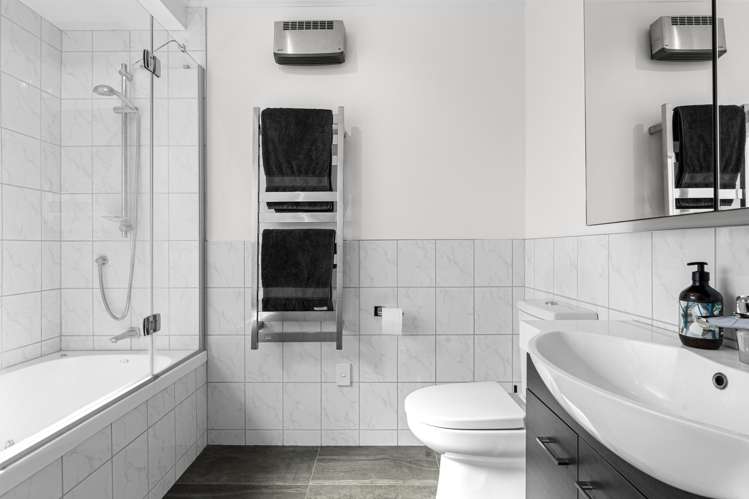 2a Garthwood Road Hillcrest_13