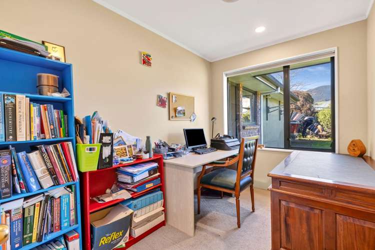 90 Champion Road Richmond_14