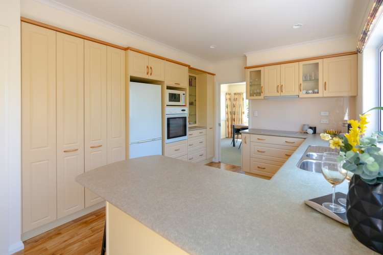 68 Ocean Road Paraparaumu Beach_14