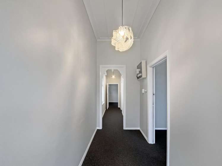 305 Featherston Street 10930_3