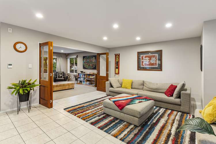 2 Vinograd Drive Te Atatu Peninsula_11