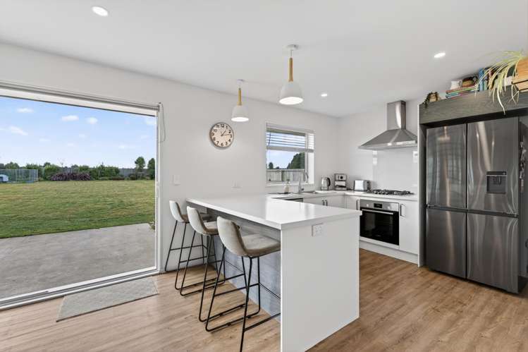 54 Graeme Foote Street_4