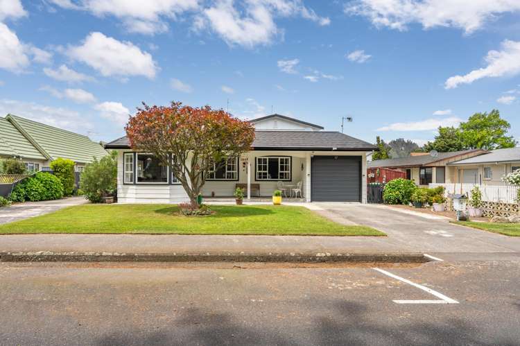 1/703 Roberts Street_2