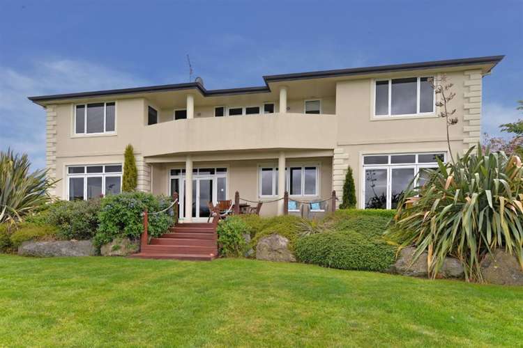 8 Golf View Close Fairhall_24