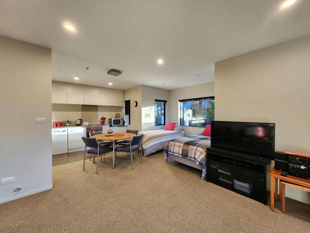 2/1152a South Road Oakura_2