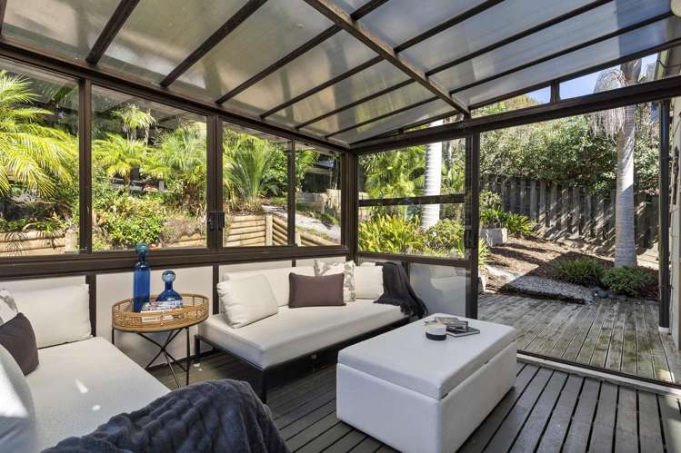 22 Elmira Place Browns Bay_13