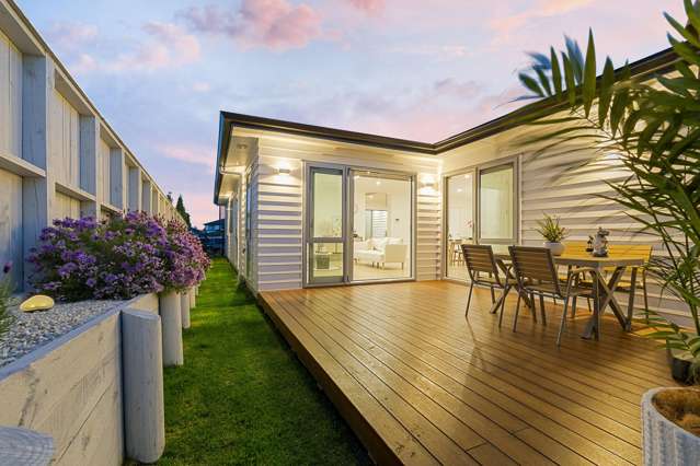 19 & 19A Surf View Crescent Red Beach_2
