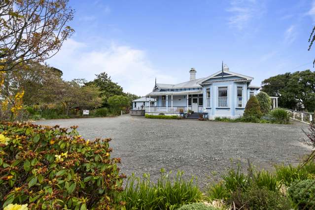 170 High Street Bulls_1