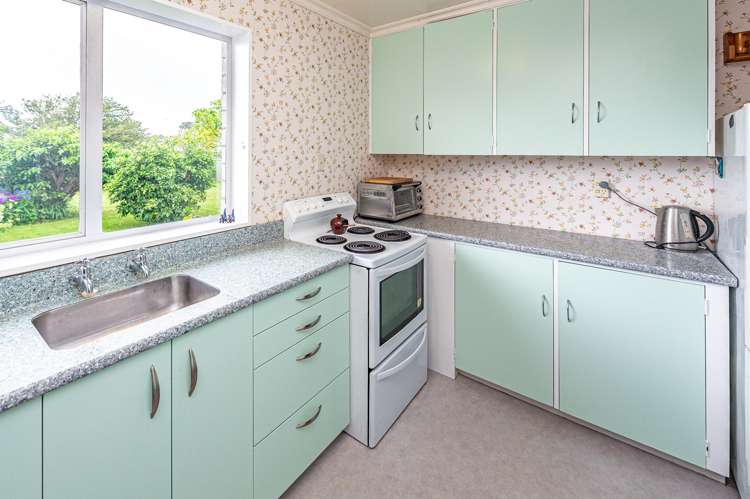 69 Exeter Crescent Springvale_1