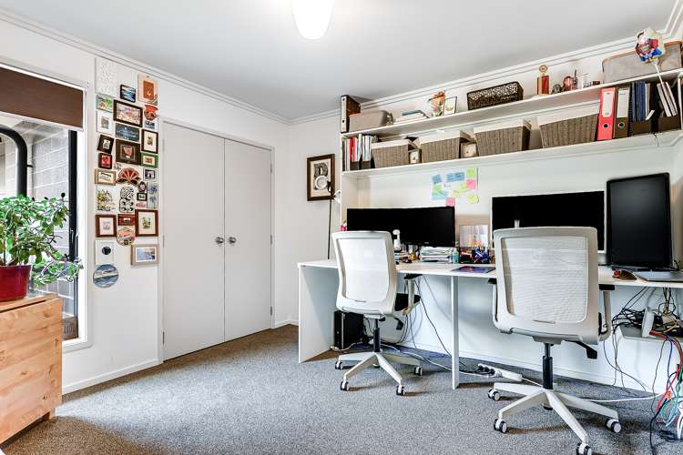 7 Swan Lane Huntington_16