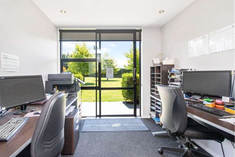 455 Sawyers Arms Road Harewood_15