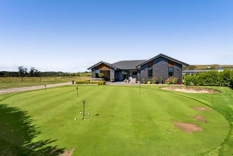 8 Tikorangi Road East Tikorangi_25