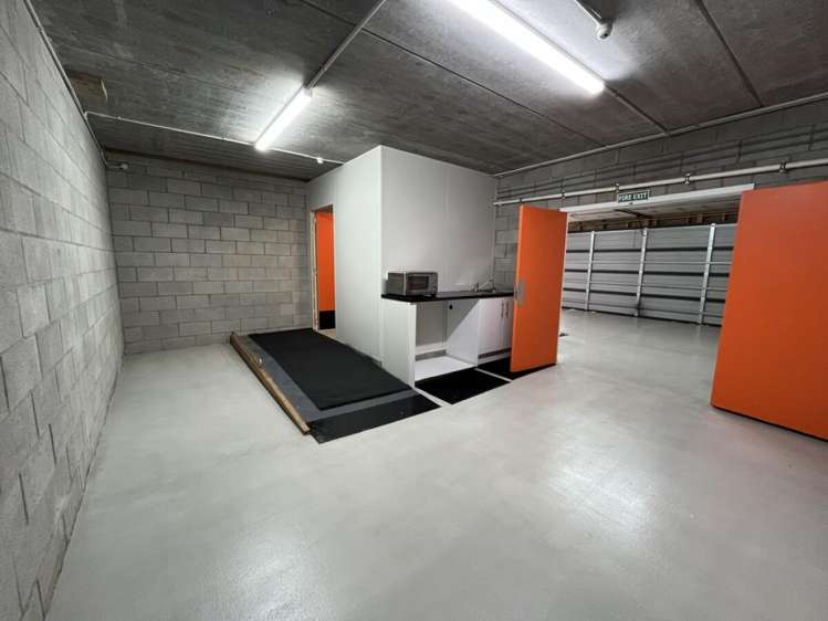 B2 101 Great South Road Papakura_5