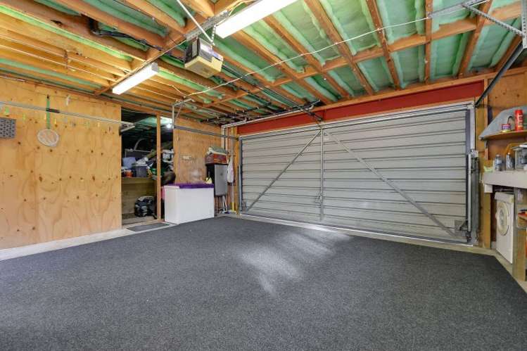 68 Dixon Road Glenview_22